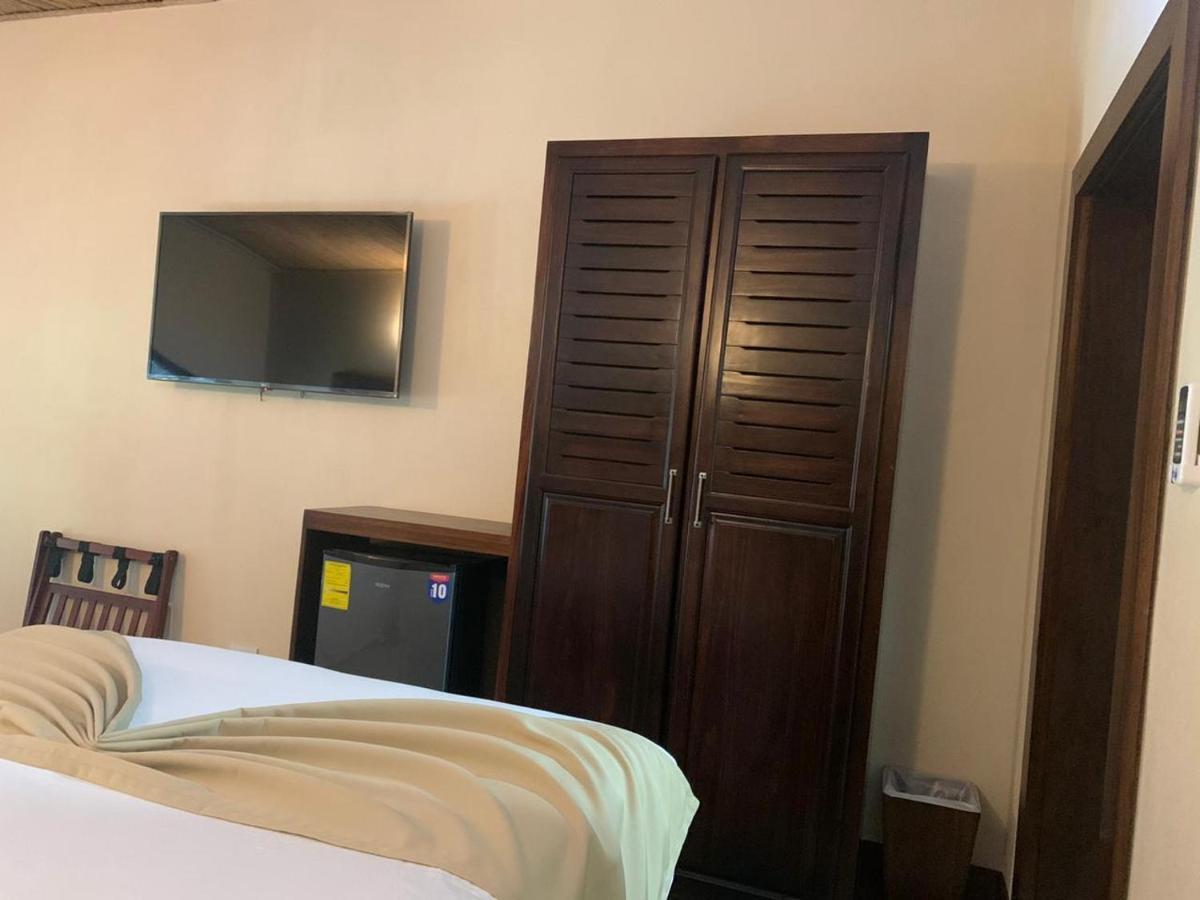 Hotel Poza Blanca Lodge San Mateo Екстериор снимка