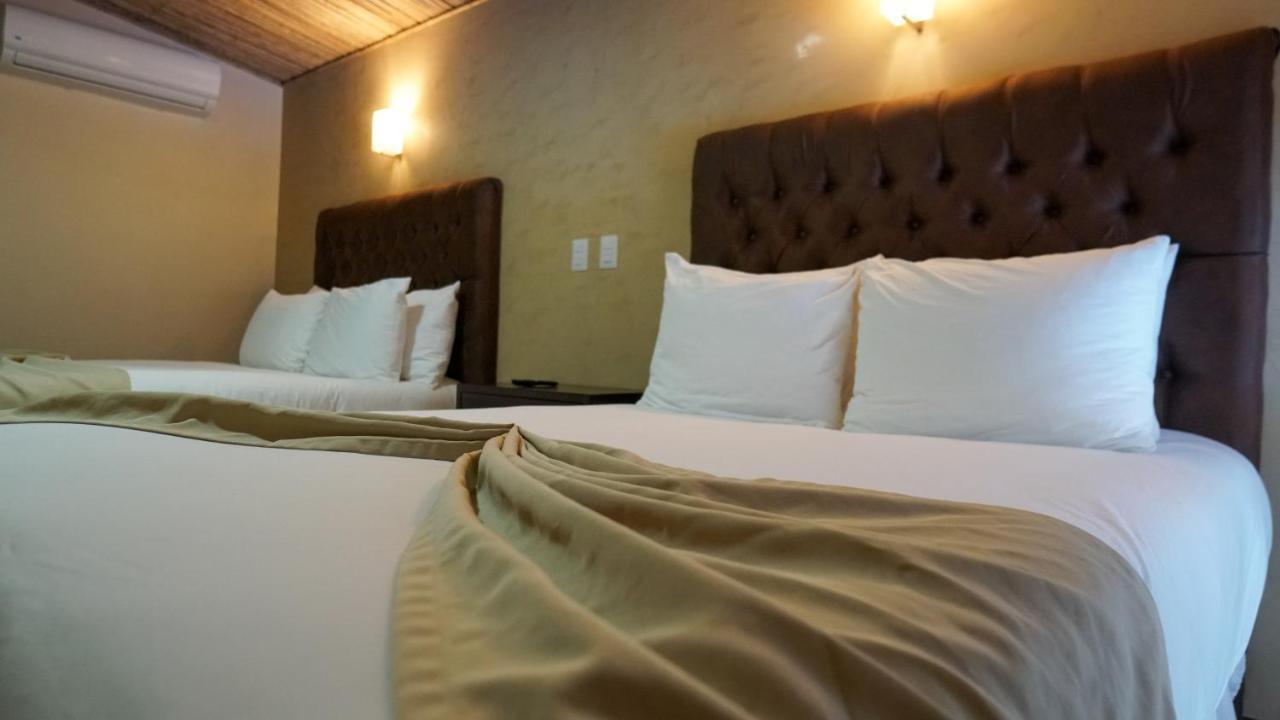 Hotel Poza Blanca Lodge San Mateo Екстериор снимка
