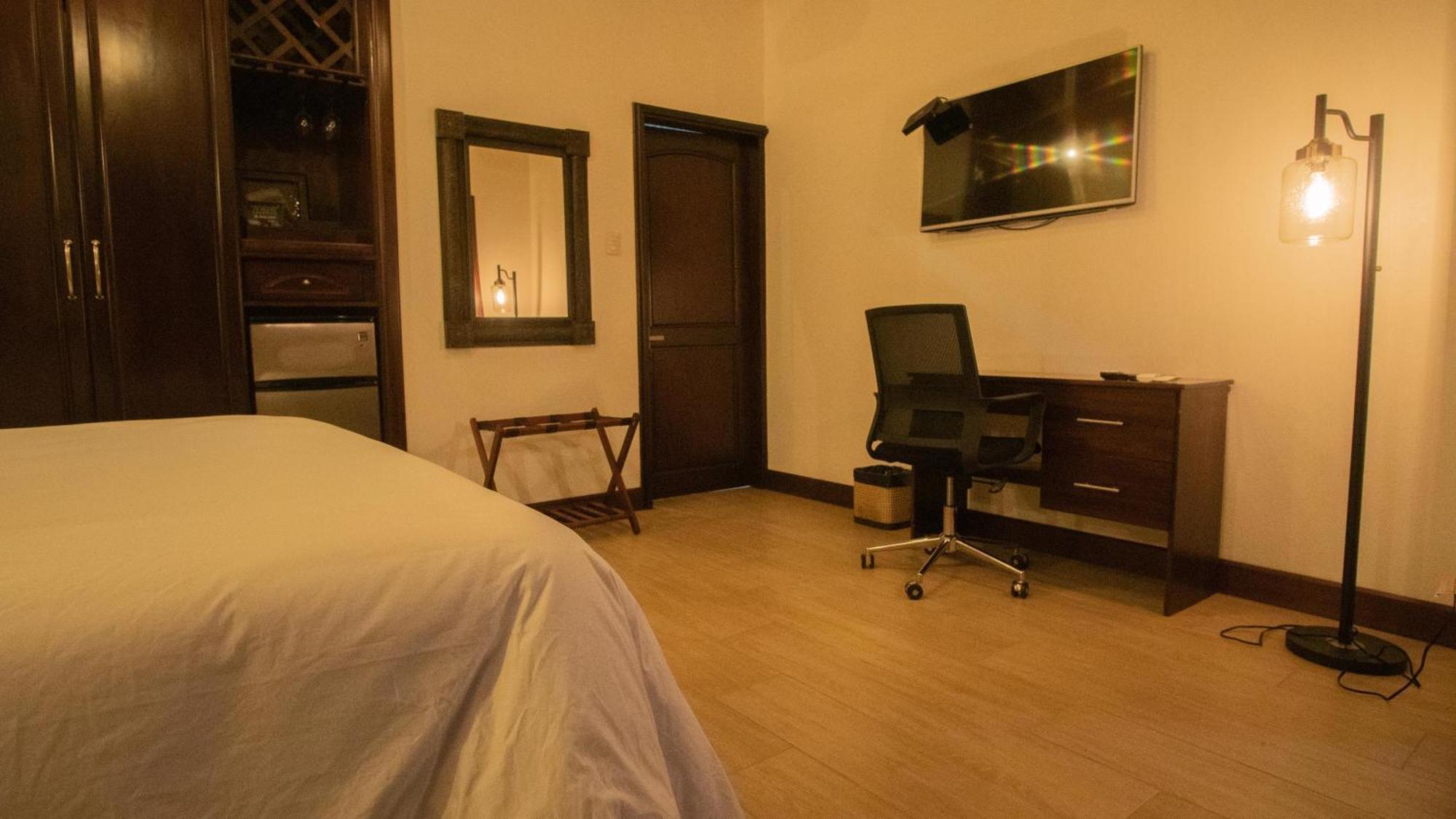 Hotel Poza Blanca Lodge San Mateo Екстериор снимка