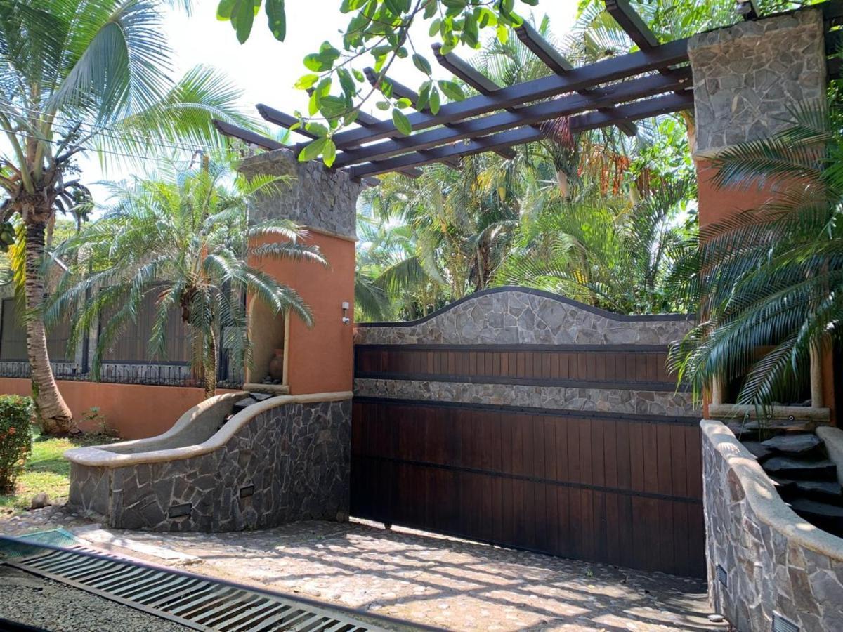 Hotel Poza Blanca Lodge San Mateo Екстериор снимка