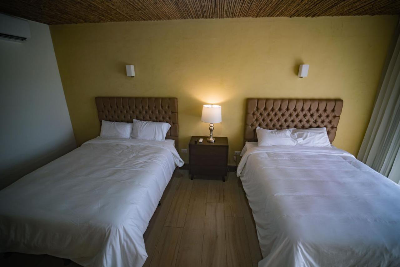 Hotel Poza Blanca Lodge San Mateo Екстериор снимка